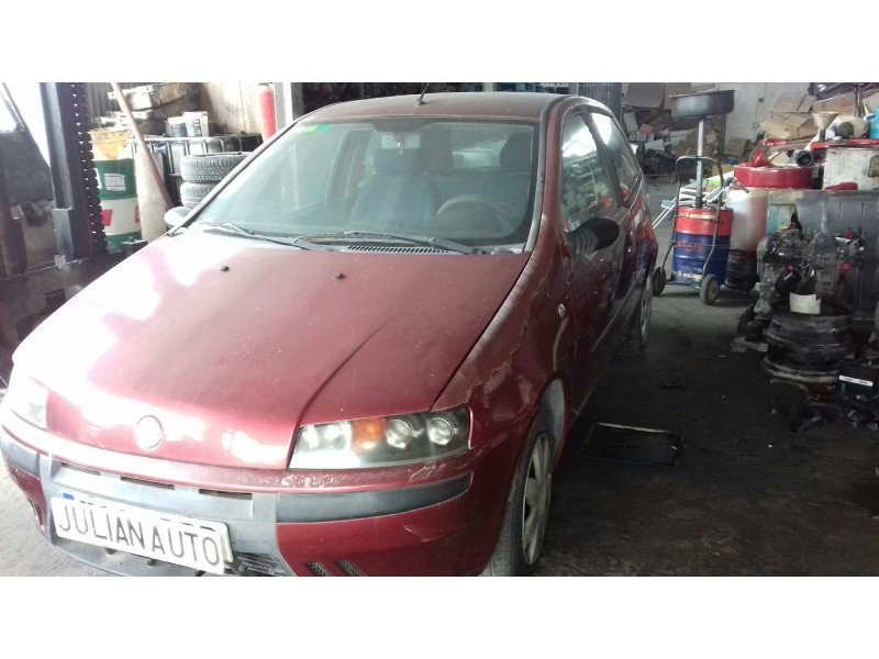fiat punto berlina (188) del año 2001