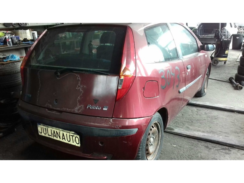 fiat punto berlina (188) del año 2001
