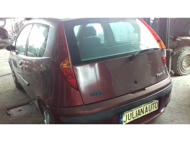 fiat punto berlina (188) del año 2001