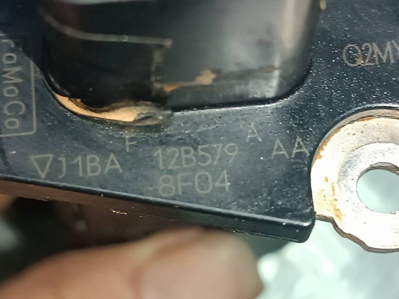 Recambio de caudalimetro para ford focus referencia OEM IAM 12B579AA  