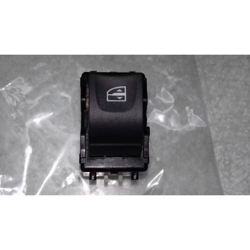 Recambio de mando elevalunas trasero izquierdo para renault captur xmod referencia OEM IAM 254218614R 10023874 