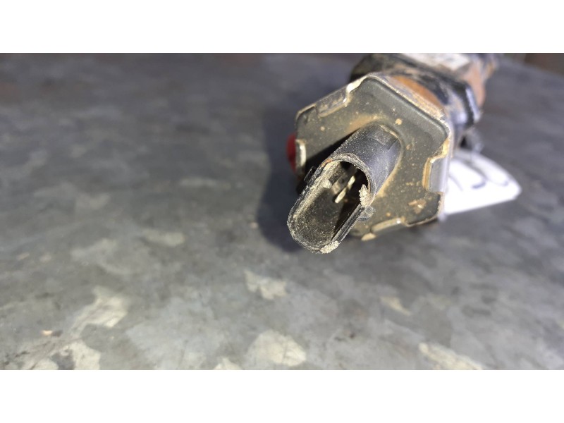 Recambio de rampa inyectora para ford focus referencia OEM IAM 9825589880 181570256 