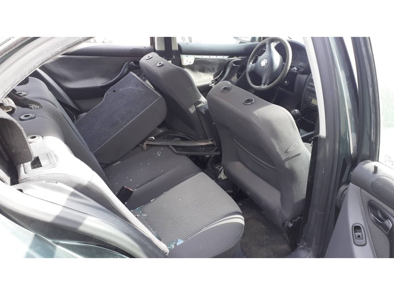 seat toledo (1l) del año 2002