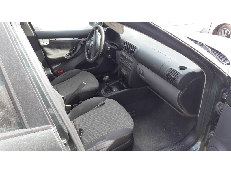 seat toledo (1l) del año 2002