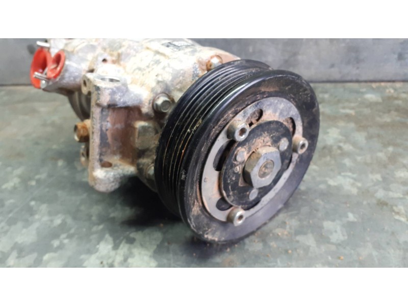 Recambio de compresor aire acondicionado para volkswagen golf vii sportsvan referencia OEM IAM 5Q0820803F  