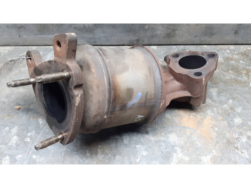 Recambio de catalizador para ford focus referencia OEM IAM 25343827  