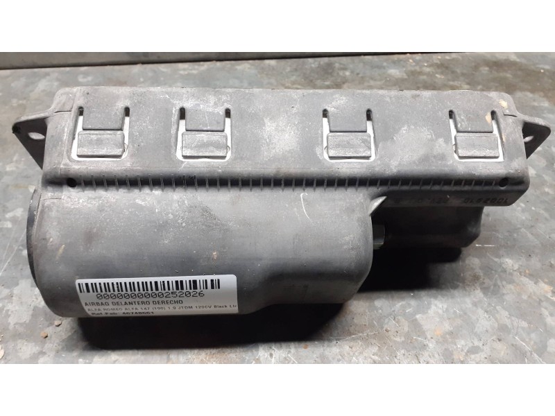 Recambio de airbag delantero derecho para alfa romeo 147 (190) 1.9 jtdm 120cv black line (2007) referencia OEM IAM 46748661 7P08