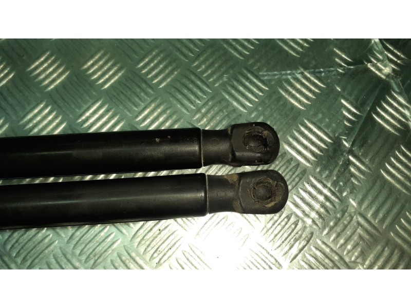 Recambio de amortiguadores maletero / porton para kia xceed referencia OEM IAM 81770J7800 0490N 995946