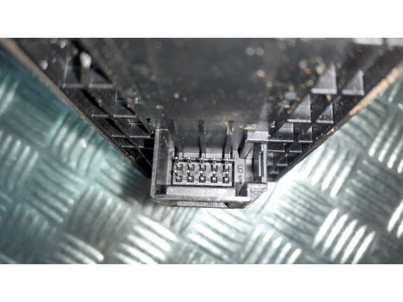 Recambio de mando elevalunas delantero izquierdo para audi a3 (8p) referencia OEM IAM 4F0959931H  10 PINES