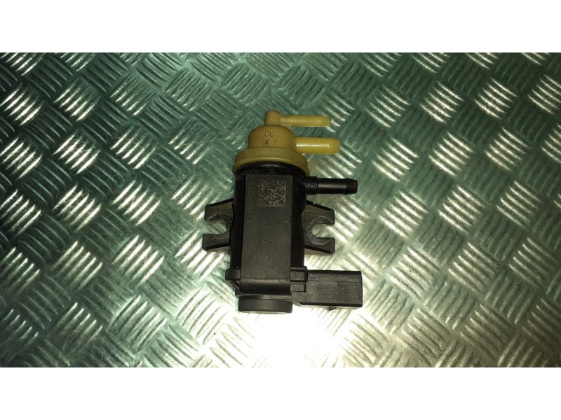 Recambio de valvula aire adicional para audi a3 (8p) referencia OEM IAM 1K0906627B 2 PINES VALVULA VACIO