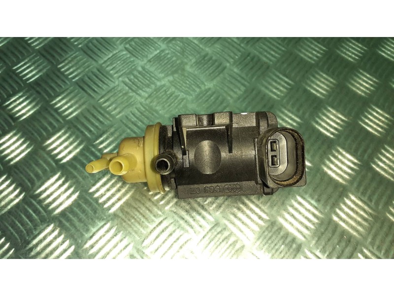 Recambio de valvula aire adicional para audi a3 (8p) referencia OEM IAM 1K0906627B 2 PINES VALVULA VACIO
