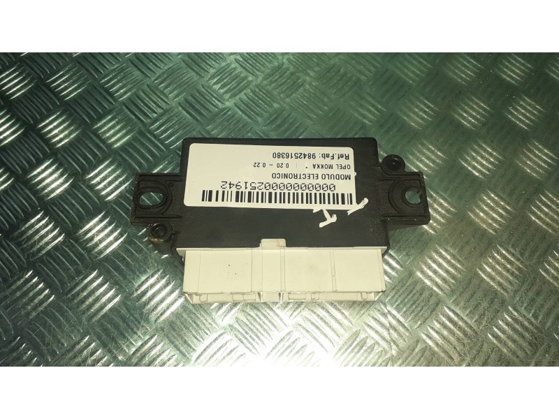 Recambio de modulo electronico para opel mokka referencia OEM IAM 9842516380  