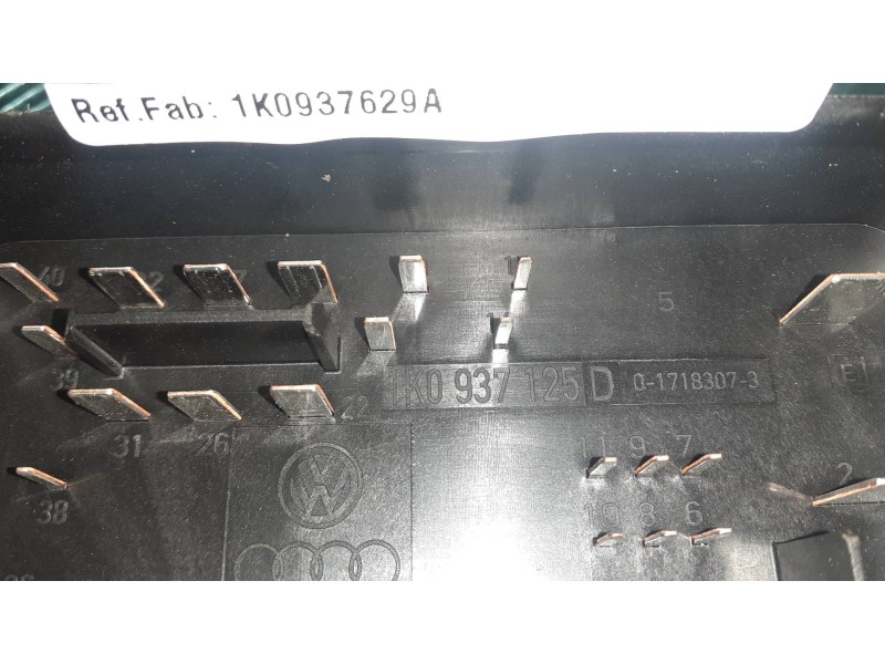 Recambio de caja reles / fusibles para audi a3 (8p) referencia OEM IAM 1K0937629A 017033908 