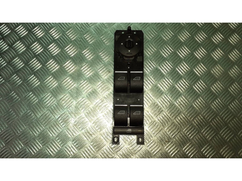Recambio de mando elevalunas delantero izquierdo para ford focus lim. (cb8) referencia OEM IAM F1ET14A132CA  3 PINES
