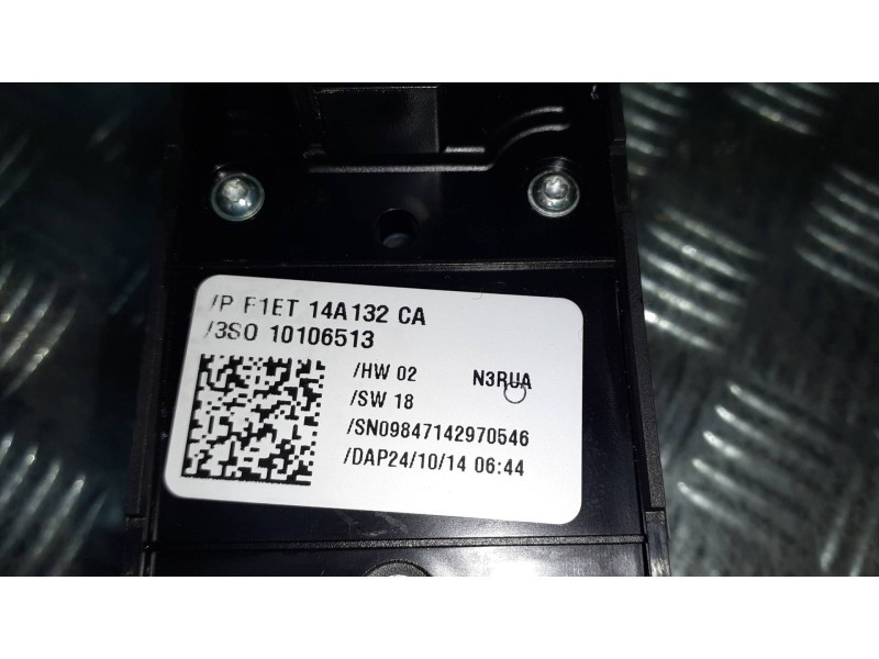 Recambio de mando elevalunas delantero izquierdo para ford focus lim. (cb8) referencia OEM IAM F1ET14A132CA  3 PINES