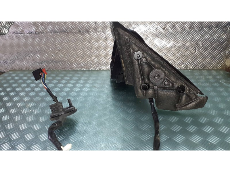 Recambio de retrovisor izquierdo para audi a3 (8p) referencia OEM IAM E4023834 VM019020028029 ELECTRICO
