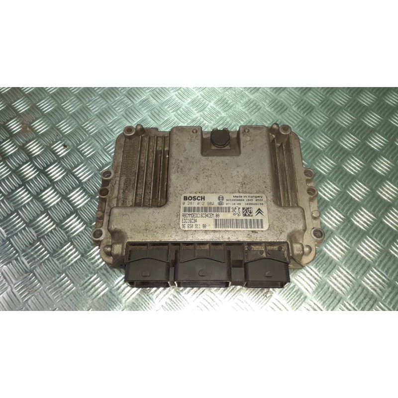 Recambio de centralita motor uce para peugeot expert kasten referencia OEM IAM 0281012982 402931 64118285