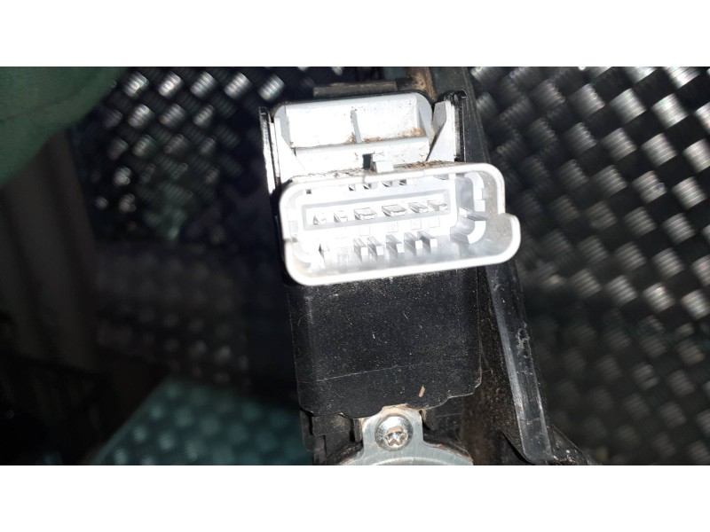 Recambio de elevalunas delantero izquierdo para opel mokka referencia OEM IAM 156201492 9828130780 ELECTRICO