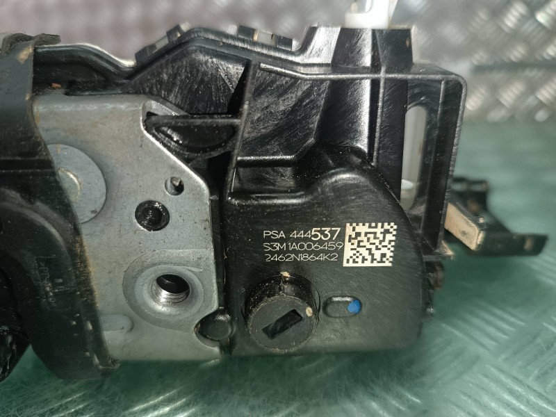 Recambio de cerradura puerta trasera derecha para opel mokka referencia OEM IAM 444537 S3M1A006459 2462N1864K2