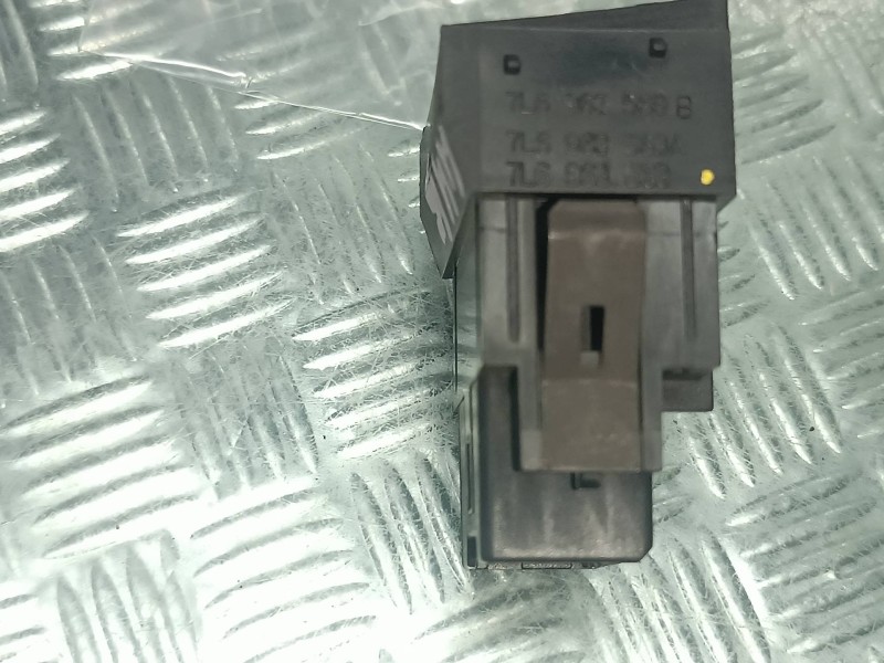 Recambio de interruptor para volkswagen touareg (7la) referencia OEM IAM 7L6963569B CONECTOR 4 PINES REGULADOR LUCES