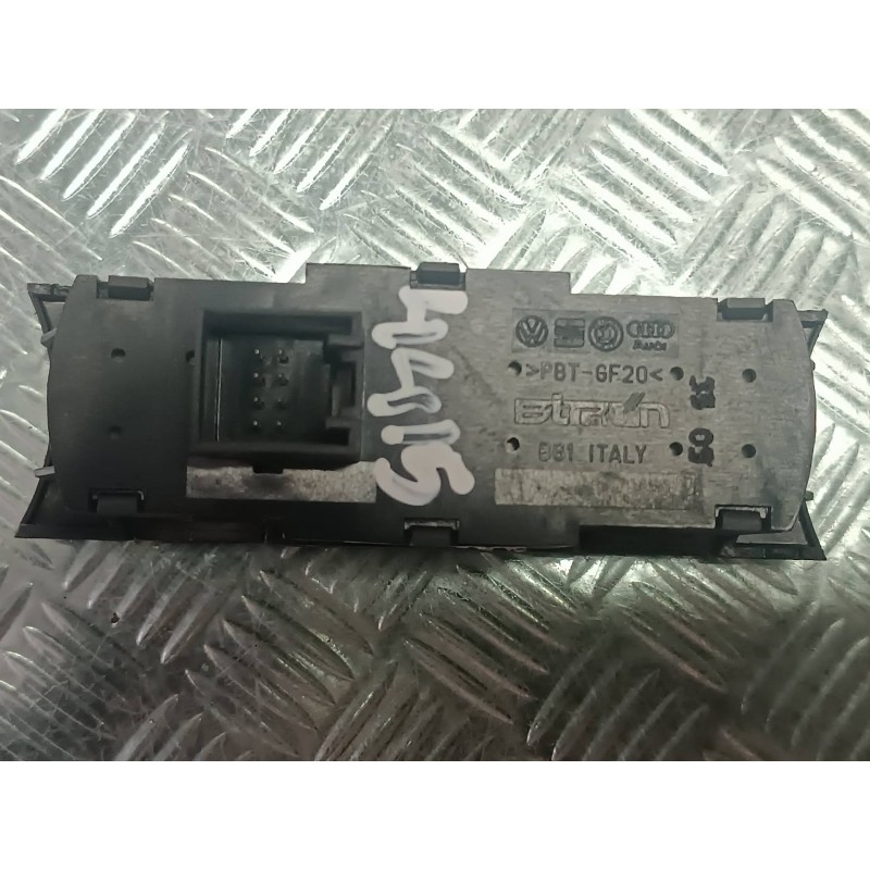 Recambio de interruptor para volkswagen touareg (7la) referencia OEM IAM 7L6927225E CONECTOR 8 PINES ESP / AMORTIGUACION