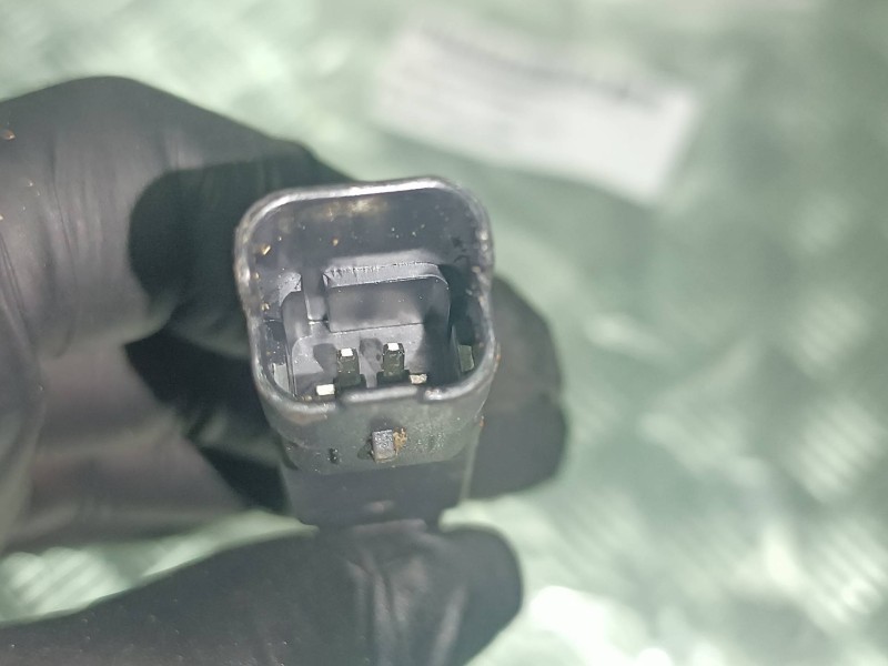 Recambio de modulo electronico para opel mokka referencia OEM IAM 9827157280 CONECTOR 2 PINES AMPLIFICADOR ANTENA