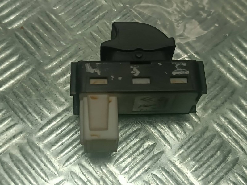 Recambio de mando elevalunas trasero izquierdo para opel mokka referencia OEM IAM 980448032  CONECTOR 4 PINES