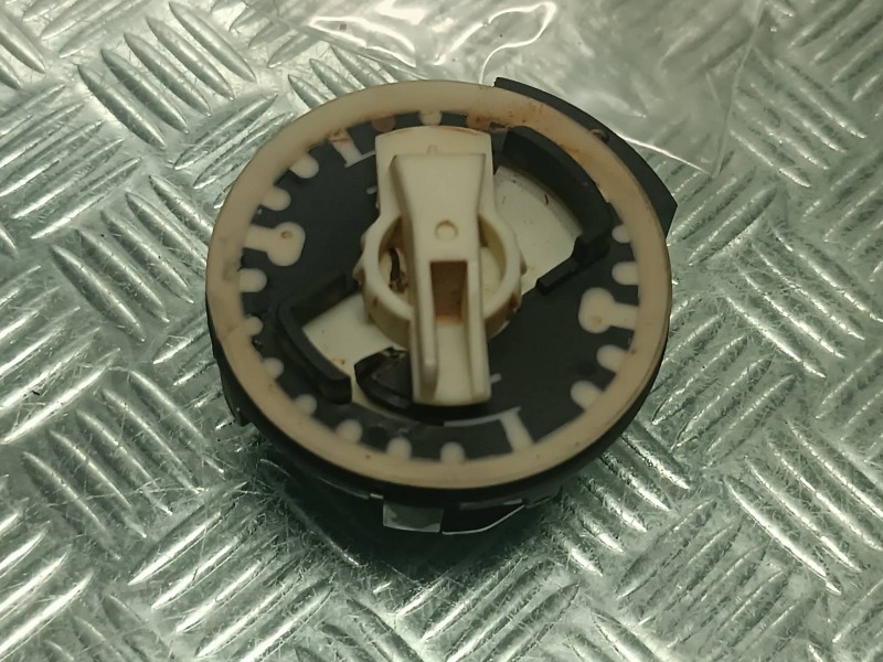 Recambio de sensor para opel mokka referencia OEM IAM 9831469280  CONECTOR 2 PINES