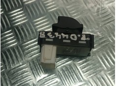 Recambio de mando elevalunas trasero derecho para opel mokka referencia OEM IAM 98044803ZD  CONECTOR 4 PINES 2