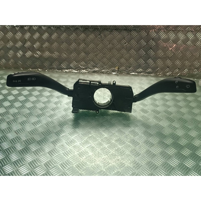 Recambio de mando multifuncion para seat ibiza (6l1) referencia OEM IAM   LIMPIA/LUCES