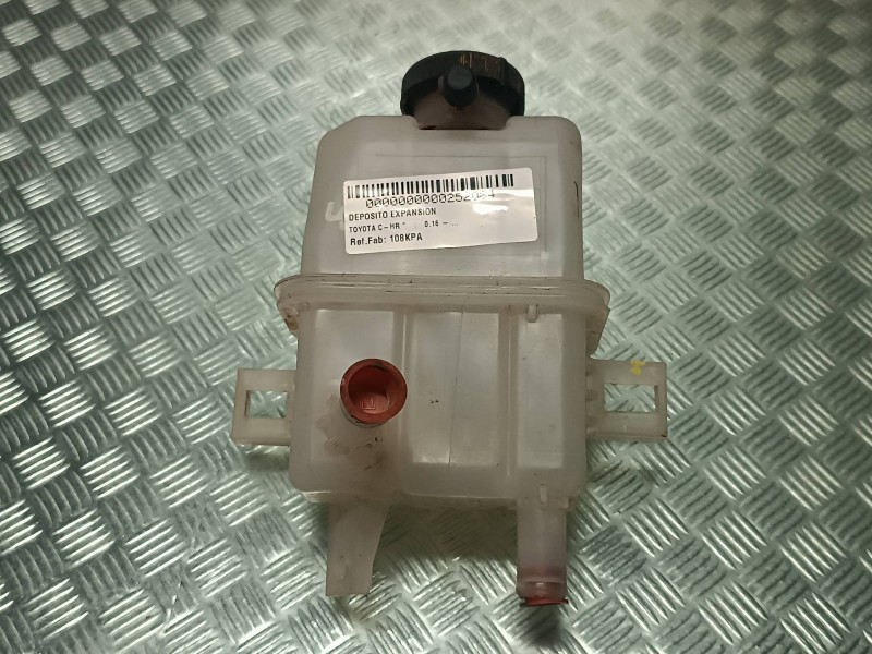 Recambio de deposito expansion para toyota c-hr referencia OEM IAM 108KPA  