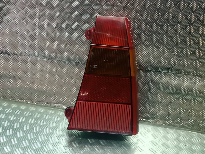 Recambio de piloto trasero derecho para citroen ax 1.0 spot referencia OEM IAM S1012A01R  