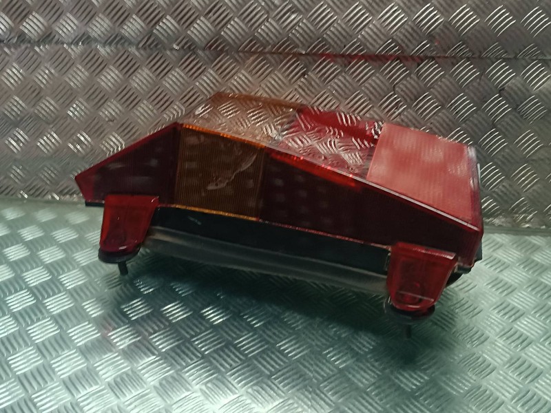 Recambio de piloto trasero derecho para citroen ax 1.0 spot referencia OEM IAM S1012A01R  