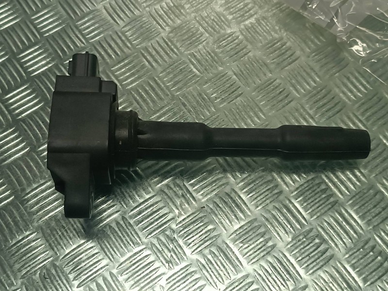 Recambio de bobina encendido para nissan pulsar (c13) referencia OEM IAM 224332428R 286A22415 77350001