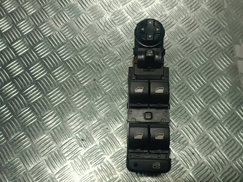 Recambio de mando elevalunas delantero izquierdo para opel mokka referencia OEM IAM 96788264ZD 10025551 