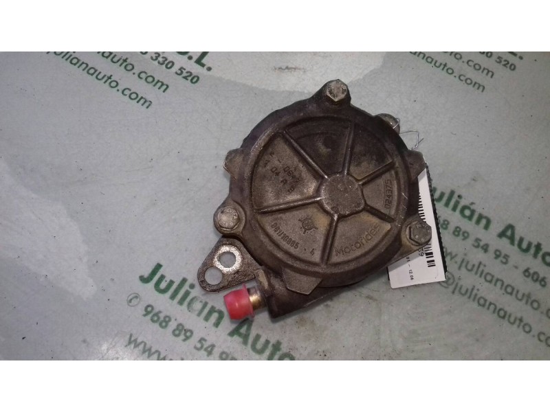 Recambio de depresor freno / bomba vacio para bmw serie 3 berlina (e46) 320d referencia OEM IAM 2249939 96110885 