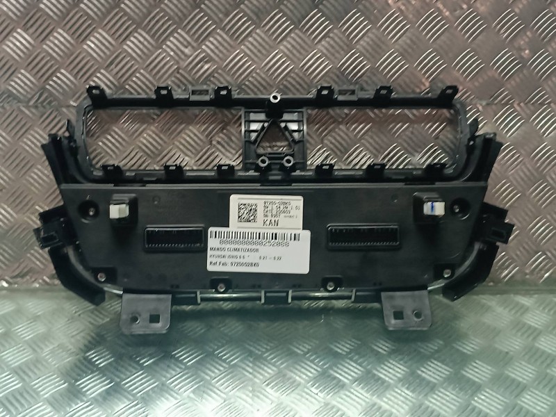Recambio de mando climatizador para hyundai ioniq 5 5 referencia OEM IAM 97250G2BK0  2005270000507