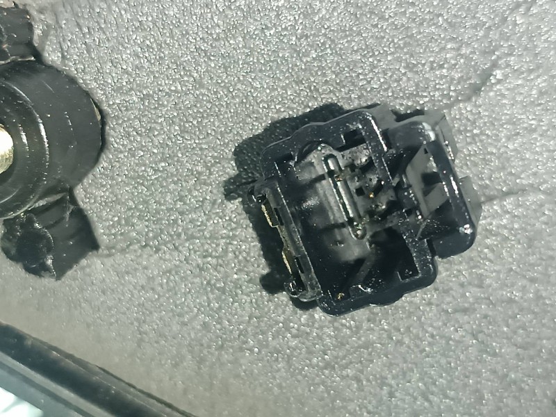 Recambio de retrovisor derecho para renault twingo (co6) referencia OEM IAM E2014002 5 PINES ELECTRICO