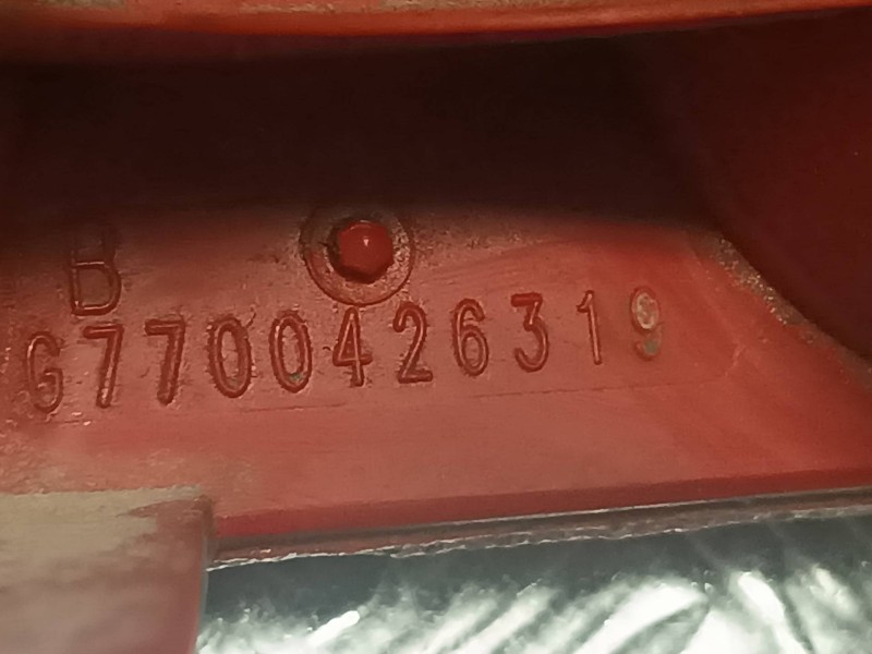 Recambio de piloto trasero izquierdo para renault twingo (co6) referencia OEM IAM 07700426319  