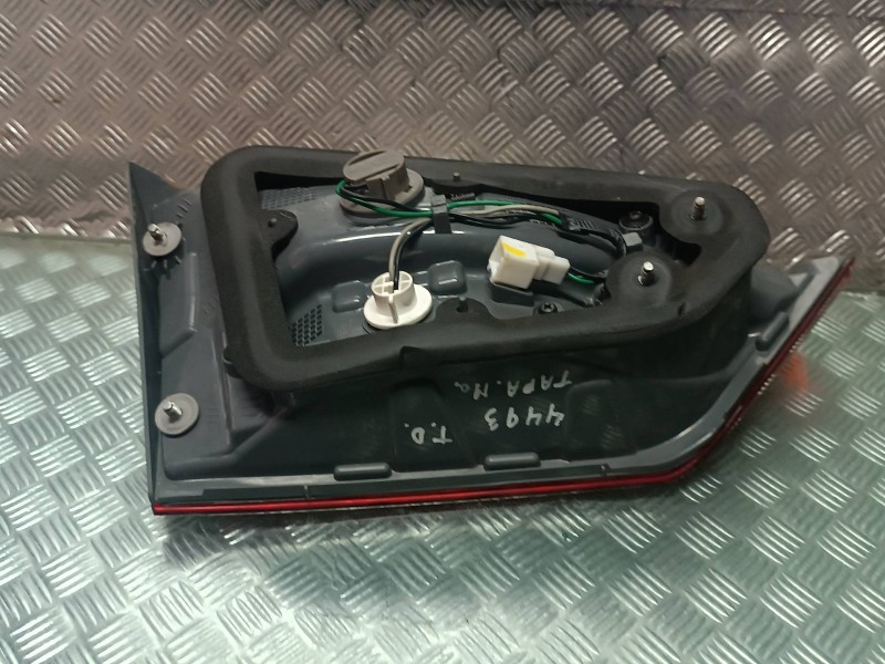 Recambio de piloto trasero derecho interior para hyundai ix20 referencia OEM IAM 924041K0  