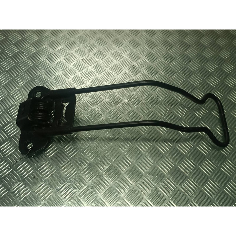 Recambio de retenedor puerta para renault master doka pritsche/-fgst l2h1 3,5t referencia OEM IAM 8200080175  PUERTA TRASERA