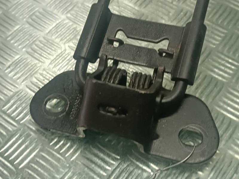 Recambio de retenedor puerta para renault master doka pritsche/-fgst l2h1 3,5t referencia OEM IAM 8200080175  PUERTA TRASERA