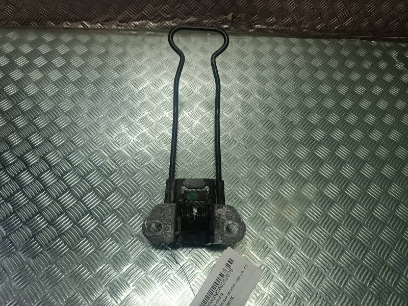 Recambio de retenedor puerta para renault master doka pritsche/-fgst l2h1 3,5t referencia OEM IAM 8200080175  PUERTA TRASERA