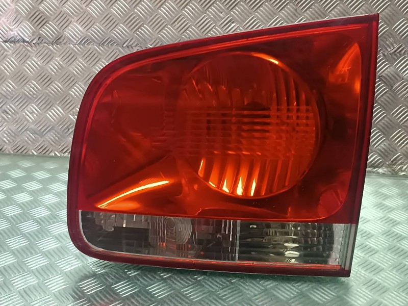 Recambio de piloto trasero derecho interior para volkswagen touareg (7la) referencia OEM IAM 7L6945094H 28268003 