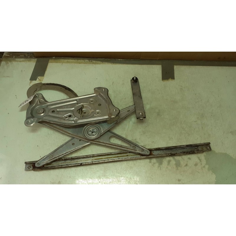 Recambio de elevalunas trasero izquierdo para renault megane iii berlina 5 p dynamique referencia OEM IAM 966415102 966026100 EL