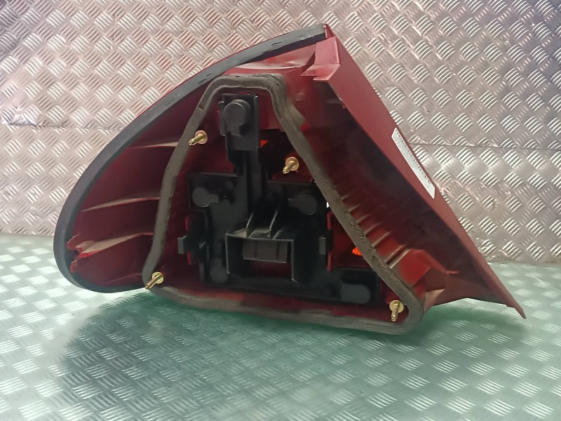 Recambio de piloto trasero derecho para ford mondeo berlina (gd) referencia OEM IAM 96BG13A602 96BG13N004 