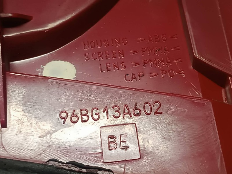 Recambio de piloto trasero derecho para ford mondeo berlina (gd) referencia OEM IAM 96BG13A602 96BG13N004 