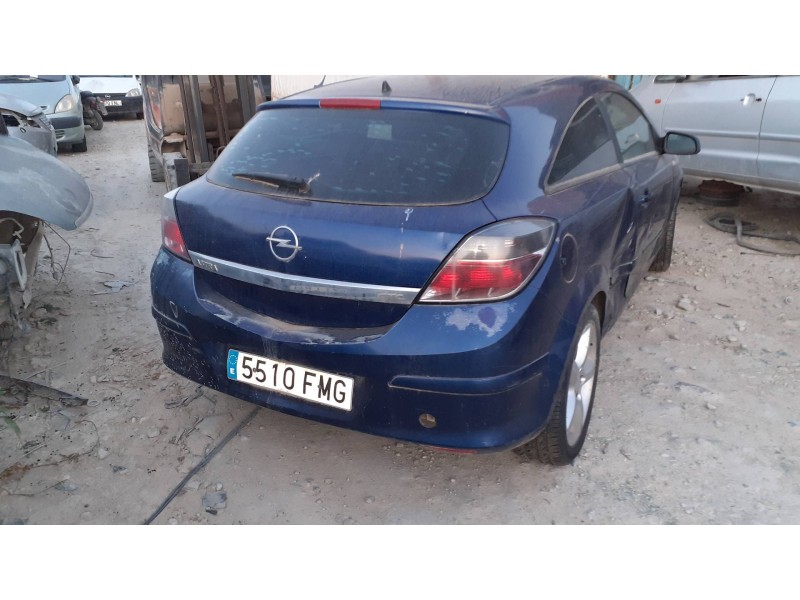 opel astra gtc del año 2007