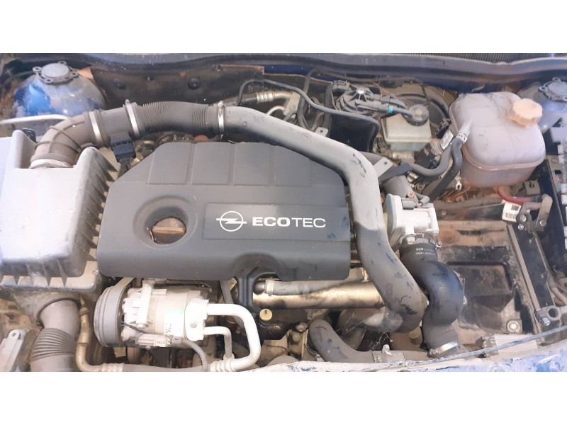 opel astra gtc del año 2007