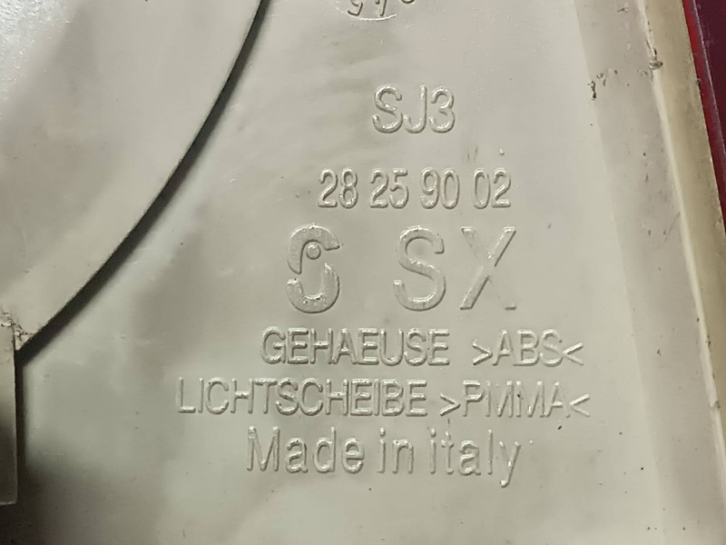 Recambio de piloto trasero izquierdo para volkswagen touareg (7la) referencia OEM IAM 7L6945095K 28259002 